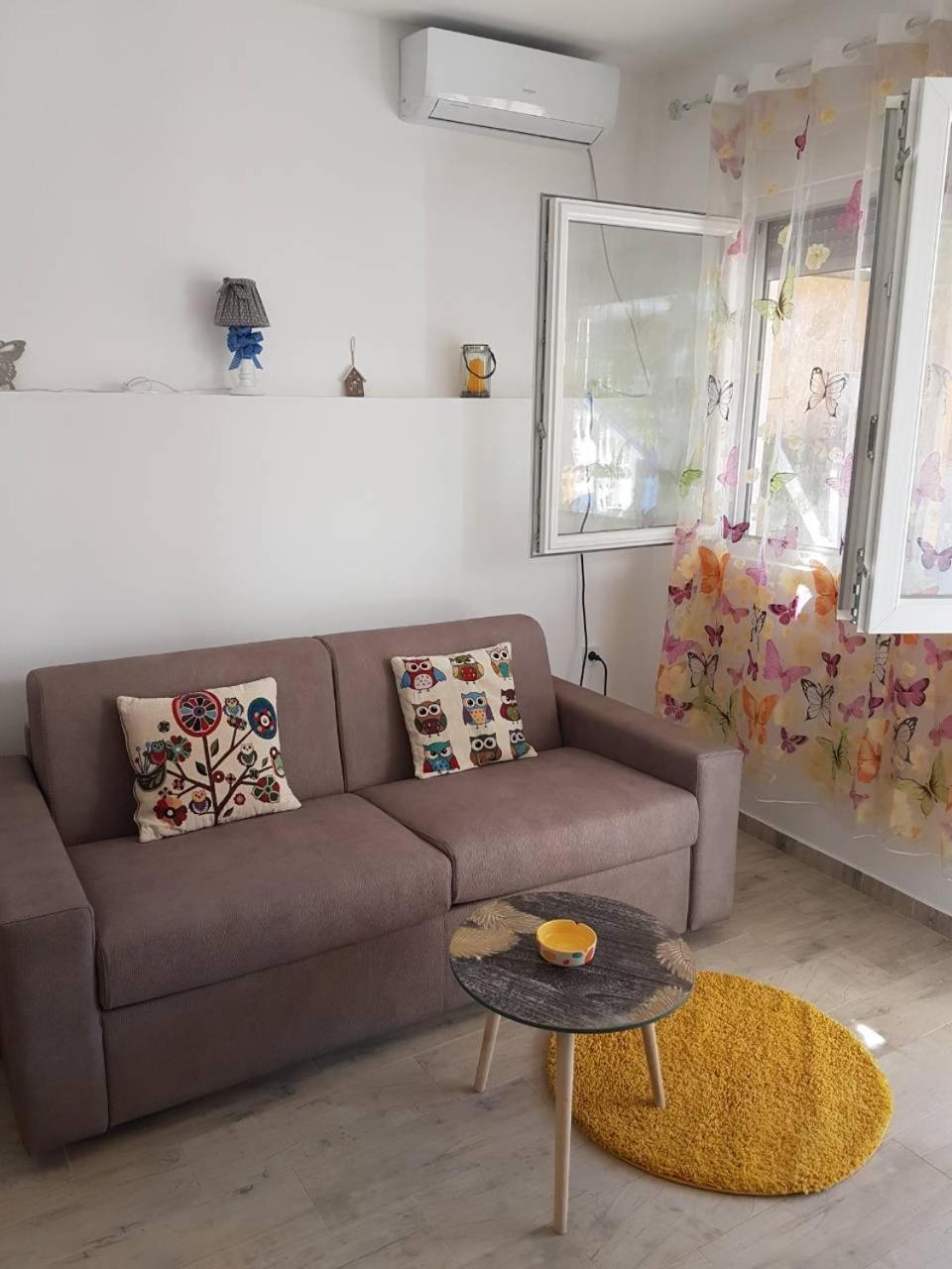 Studio Tivat Bagian luar foto